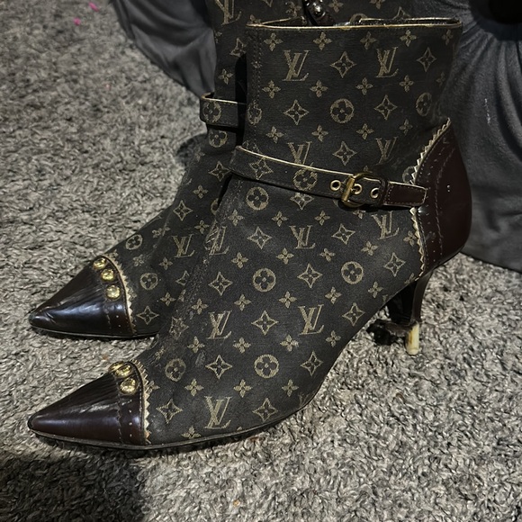 Louis Vuitton Monogram Brown Canvas and Leather Pointy toe booties sz 39 - Picture 2 of 11